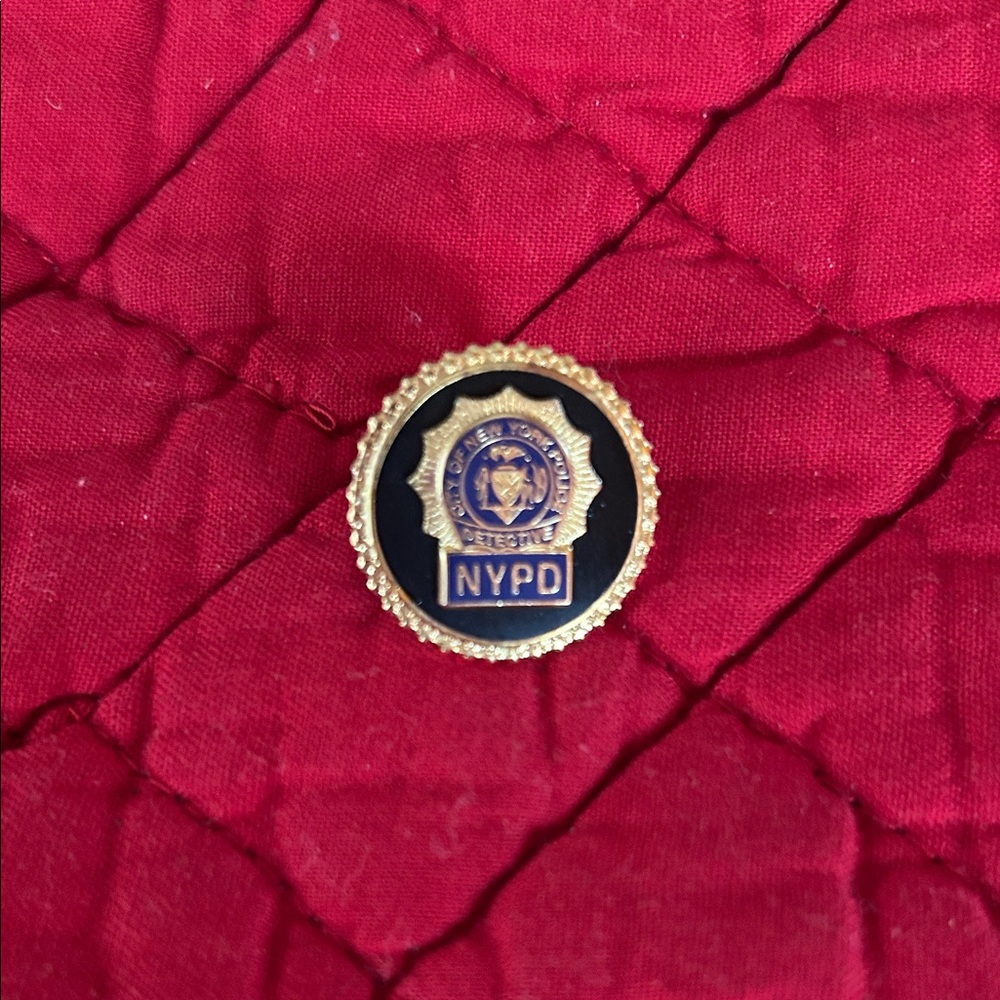 NYPD City of New York Police Detective pin